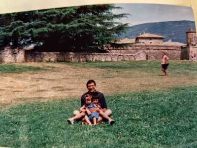 Al di là, ci sei… VUOI! A Jaca, juliol de 2002.